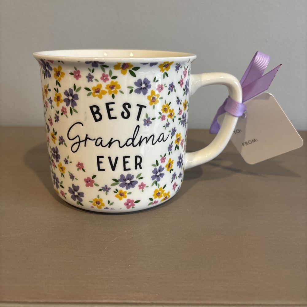 BEST GRANDMA EVER 20oz Bright Flowers Mug  Floral NEW‎ Gift Tag - Picture 3 of 4